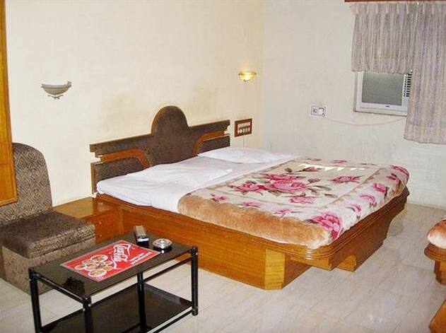 Hotel Suryakant, Rajkot 1